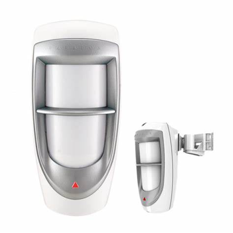 PARADOX Digital Motion Detector with Pet Immunity DG85