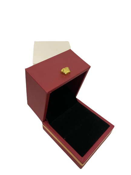 CAJA ROJA PARA ANILLO HUANG GUAN