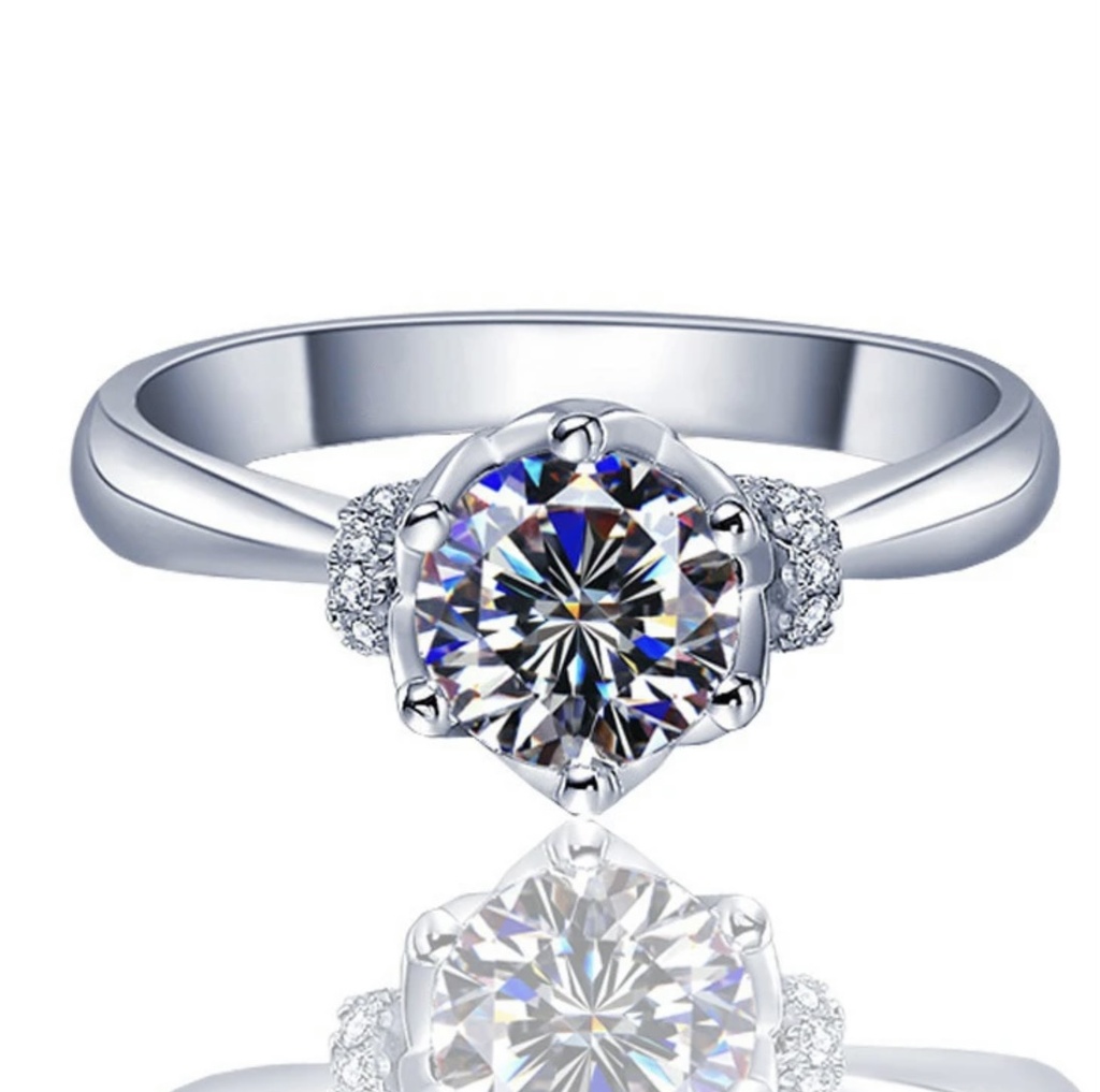 ANILLO DE 3 KILATE PARA COMPROMISO- AJUSTABLE