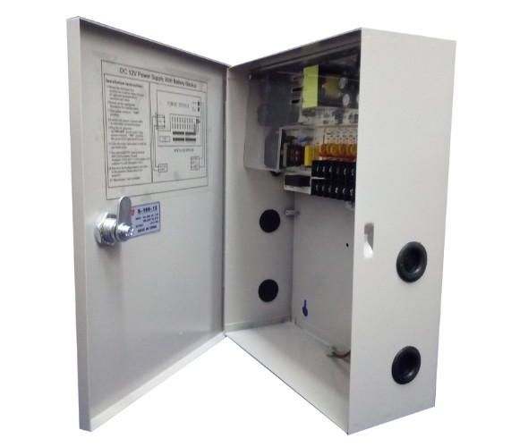 CAJA DE DISTRIBUCION DE 12V-30A 18 CANALES